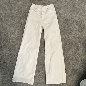 H&M wide leg white jeans!